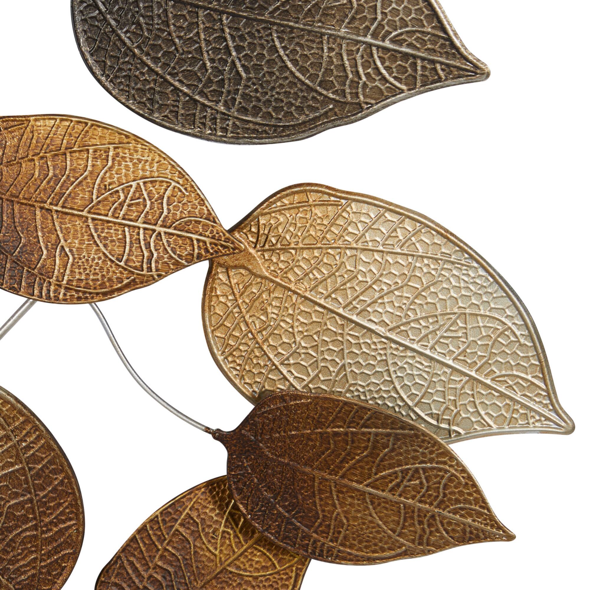 33" Brown Iron Traditional Wall Décor